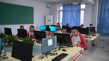 智慧校园 当技术赋能教育，计算机辅助设备如何重塑学习生态