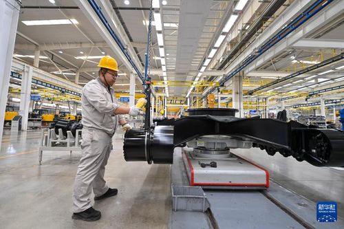 科技创新驱动未来 计算机辅助设备技术开发赋能装备制造业转型升级